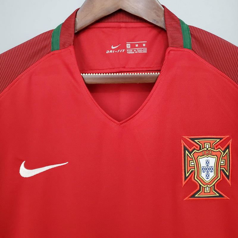 Camisa Retrô Seleção Portugal 2016/16 Home - ResPeita Sports